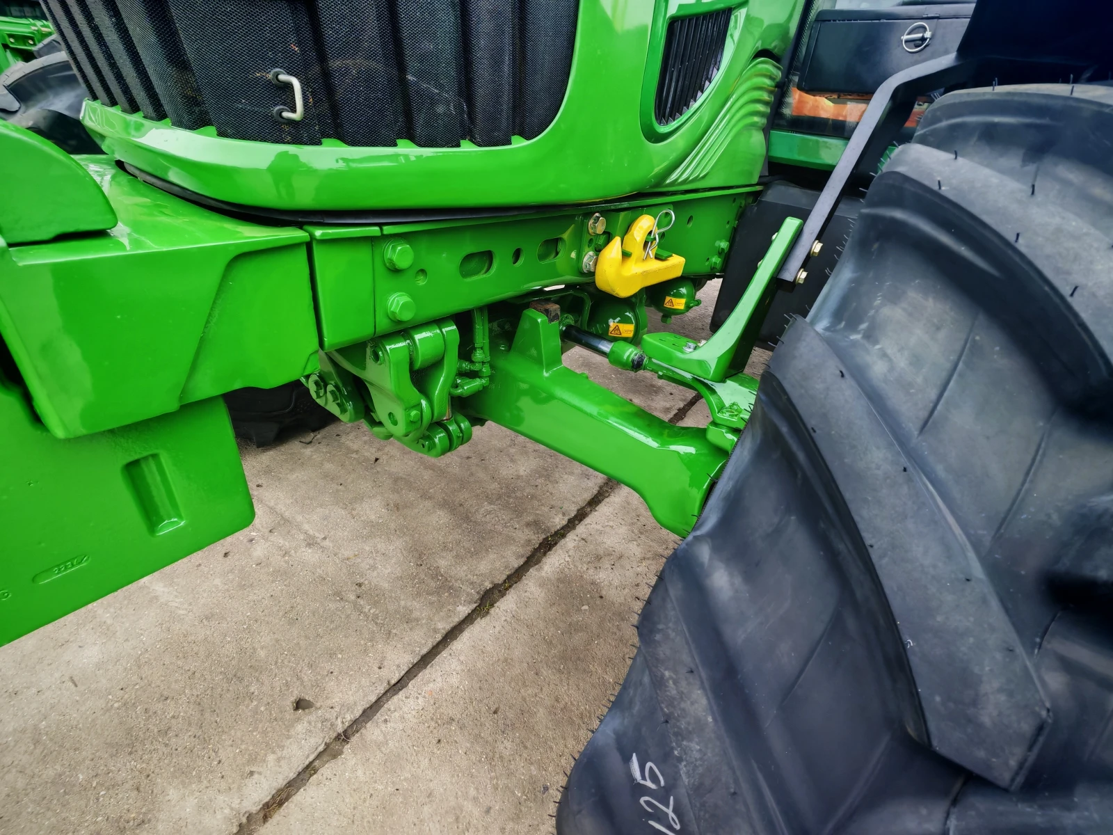 Трактор John Deere 6230 Premium лизинг с първоначална вноска 20 % - изображение 6