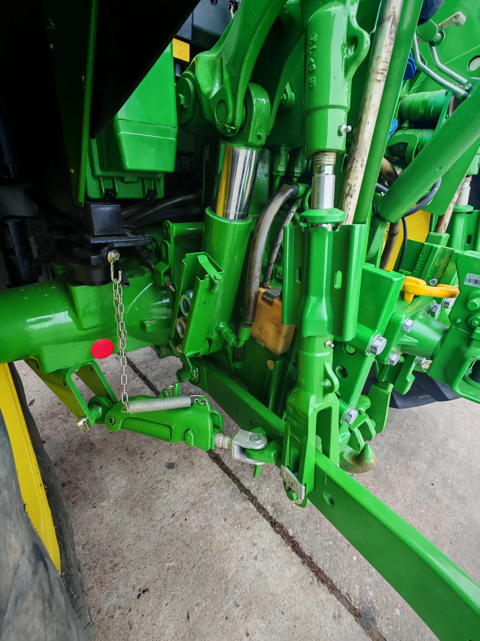 Трактор John Deere 6230 Premium лизинг с първоначална вноска 20 % - изображение 10