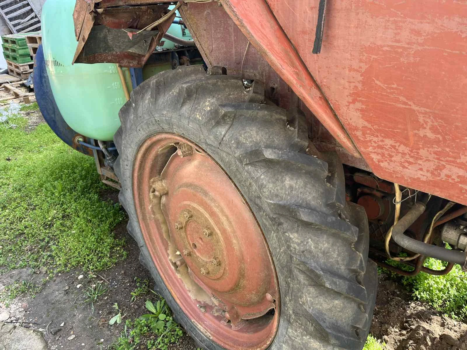 Трактор Владимировец 125A, снимка 3 - Селскостопанска техника - 53719690