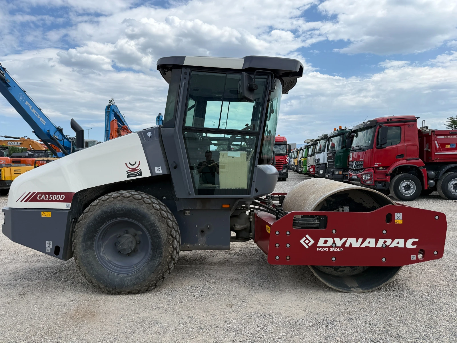 Валяк Dynapac CA1500D - ФАБРИЧНО НОВ, снимка 12 - Индустриална техника - 54740086