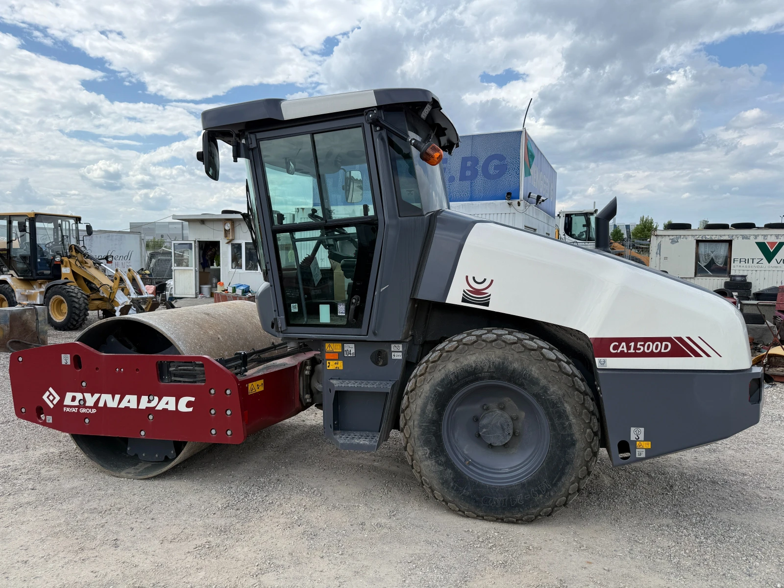 Валяк Dynapac CA1500D - ФАБРИЧНО НОВ, снимка 5 - Индустриална техника - 54740086