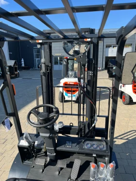 Мотокар Bobcat D30NXP, снимка 9