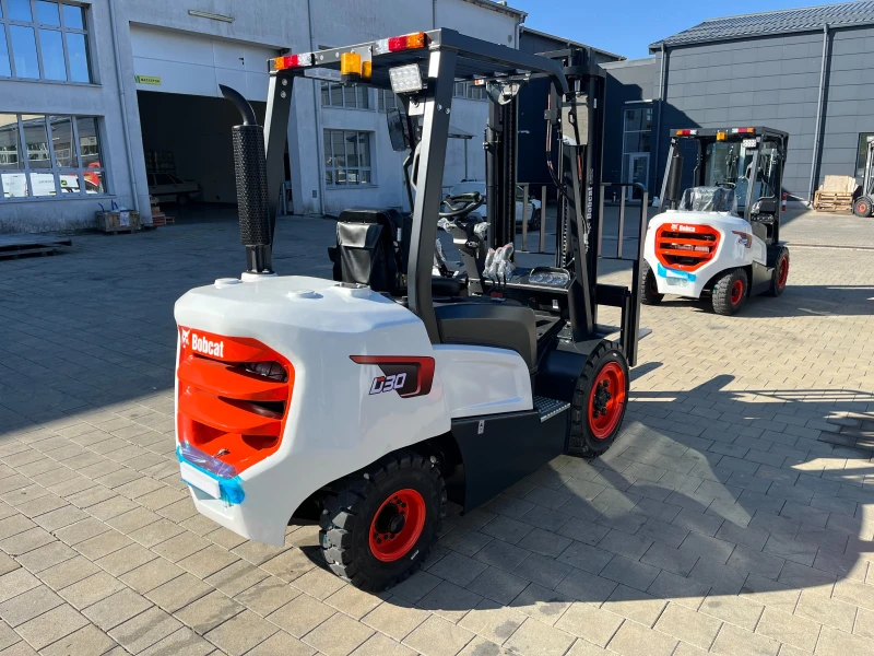 Мотокар Bobcat D30NXP, снимка 7 - Индустриална техника - 51235663