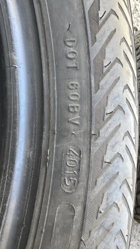 Гуми Зимни 235/50R18, снимка 6 - Гуми и джанти - 47696713