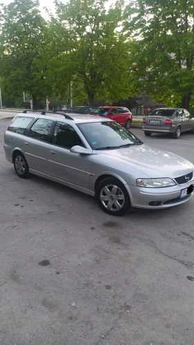 Обява за продажба на Opel Vectra ~2 600 лв. - изображение 1