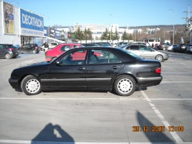 Mercedes-Benz E 220 W210, снимка 2