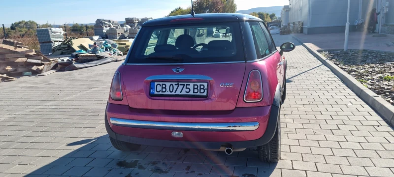 Mini One 1.6i 90кс, снимка 6 - Автомобили и джипове - 47645150