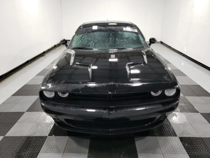 Dodge Challenger SXT, снимка 5 - Автомобили и джипове - 48322843