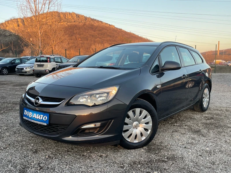 Opel Astra 1.6CDTI-147 000 км- 110к.с -SPORT TOURER, снимка 1 - Автомобили и джипове - 49367657