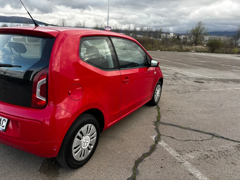 VW Up, снимка 6 - Автомобили и джипове - 52657442