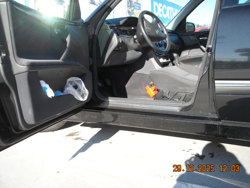 Mercedes-Benz E 220 W210, снимка 14 - Автомобили и джипове - 52928162