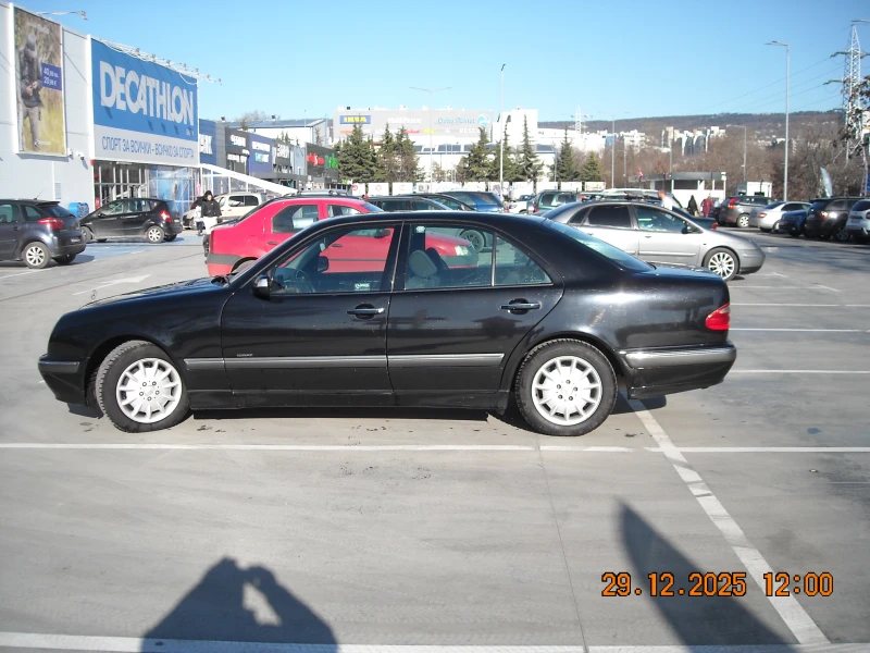 Mercedes-Benz E 220 W210, снимка 2 - Автомобили и джипове - 52928162