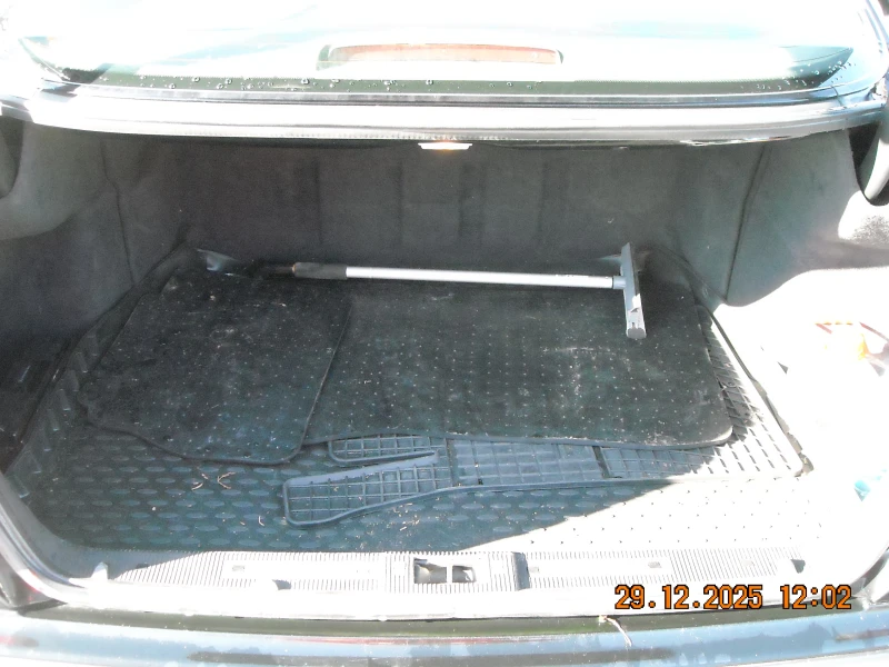 Mercedes-Benz E 220 W210, снимка 9 - Автомобили и джипове - 52928162