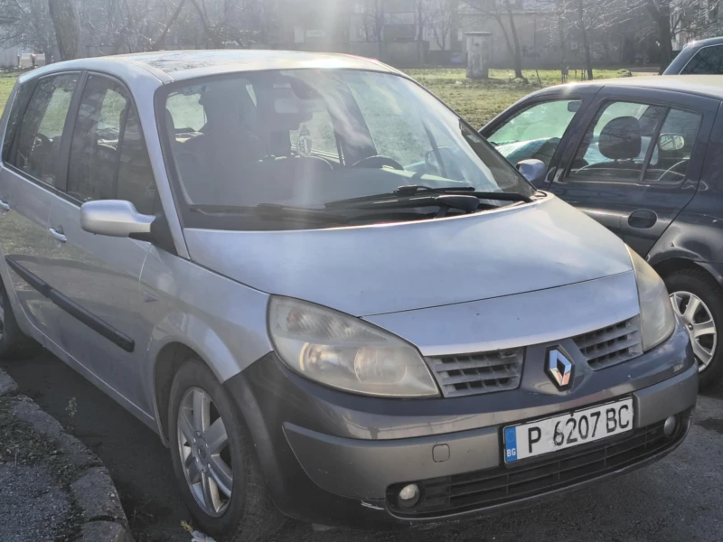Renault Scenic, снимка 5 - Автомобили и джипове - 53054634
