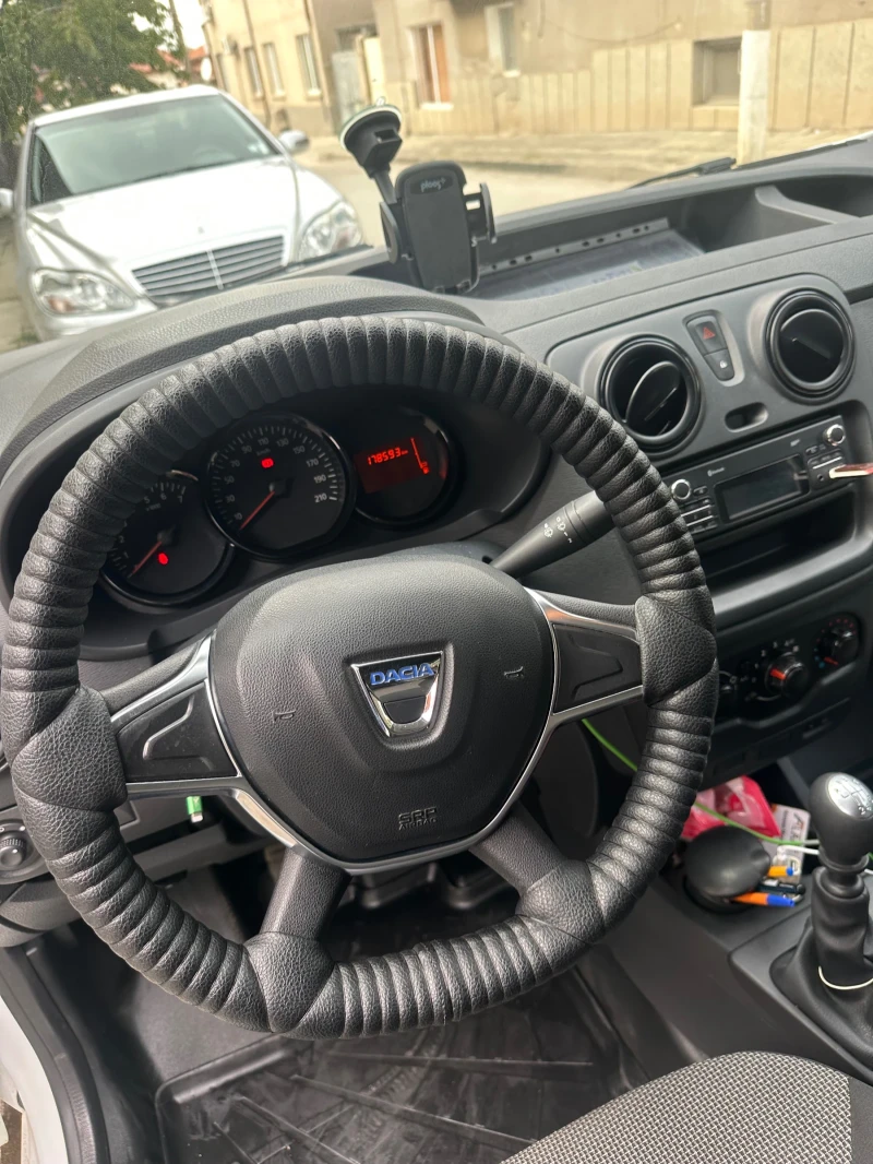 Dacia Dokker, снимка 8 - Автомобили и джипове - 53065712