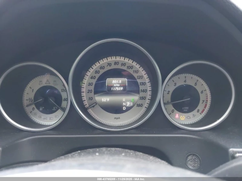 Mercedes-Benz E 350 2016 MERCEDES-BENZ E 350 4MATIC, снимка 9 - Автомобили и джипове - 53450526