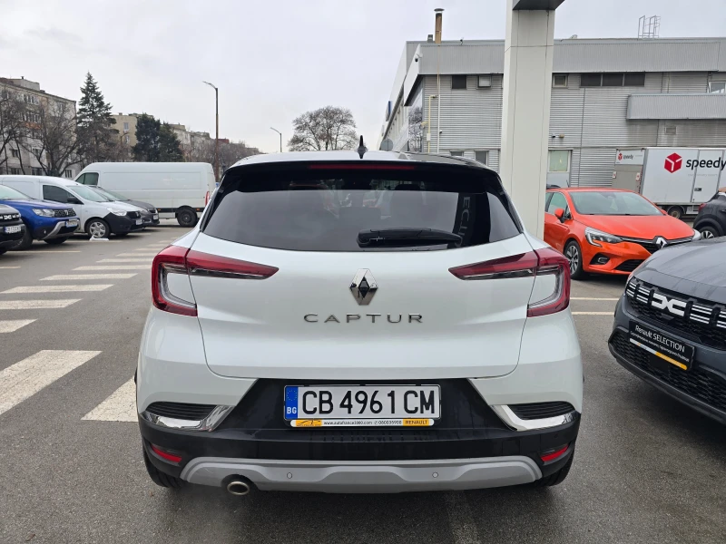 Renault Captur 1.3 Tce Intens, снимка 4 - Автомобили и джипове - 53469307
