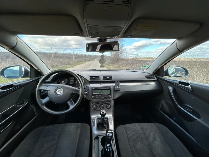 VW Passat 2.0tdi, снимка 7 - Автомобили и джипове - 53574850