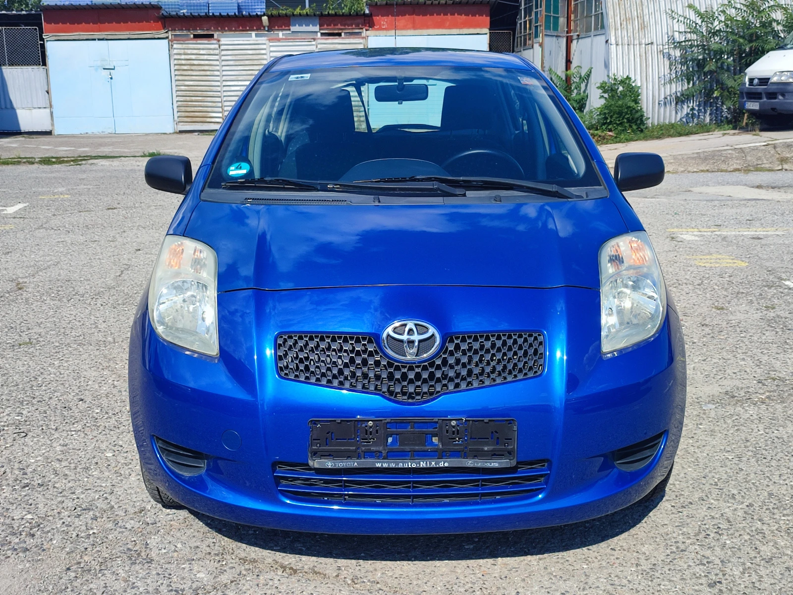 Toyota Yaris 1.3i-87kc-КЛИМАТИК-ЕВРО4 - изображение 2