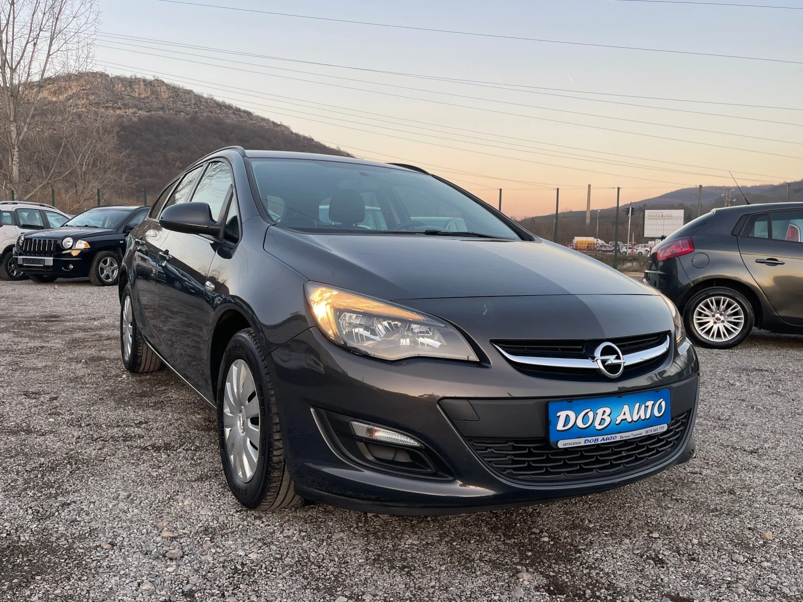 Opel Astra 1.6CDTI-147 000 км- 110к.с -SPORT TOURER - изображение 7