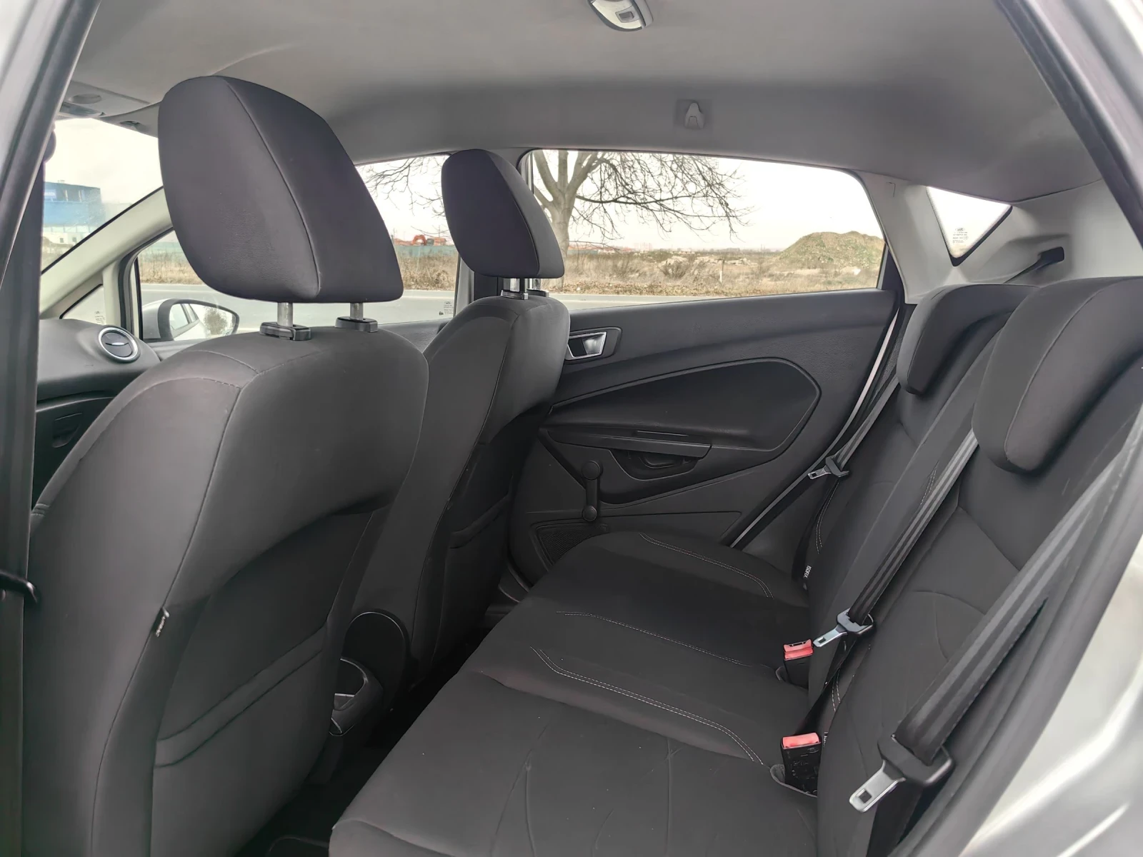 Ford Fiesta 1.5 ДИЗЕЛ 75 К.С. FACELIFT! УНИКАЛНО СЪСТОЯНИЕ!!! | Mobile.bg — изображение 12