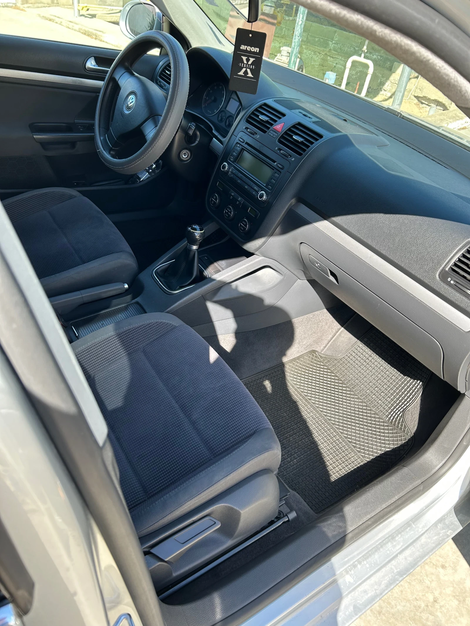 VW Jetta  - изображение 6