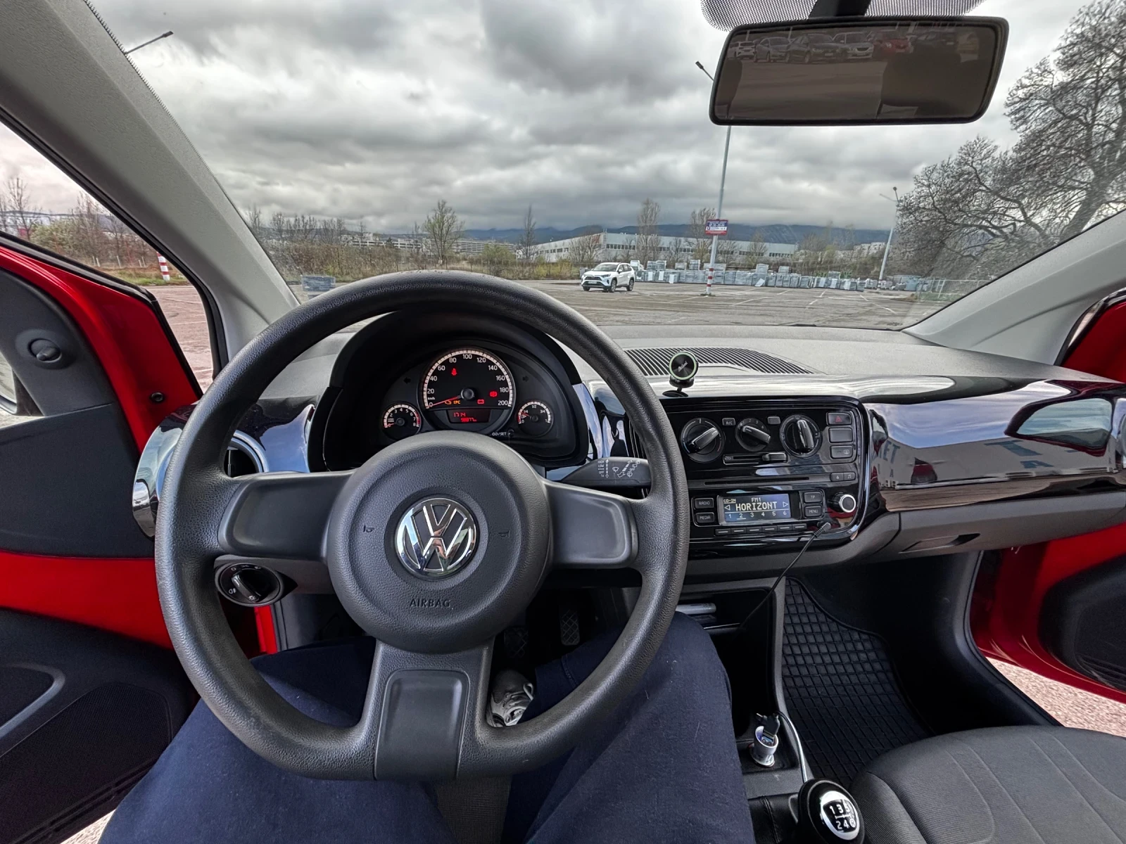VW Up  - изображение 10