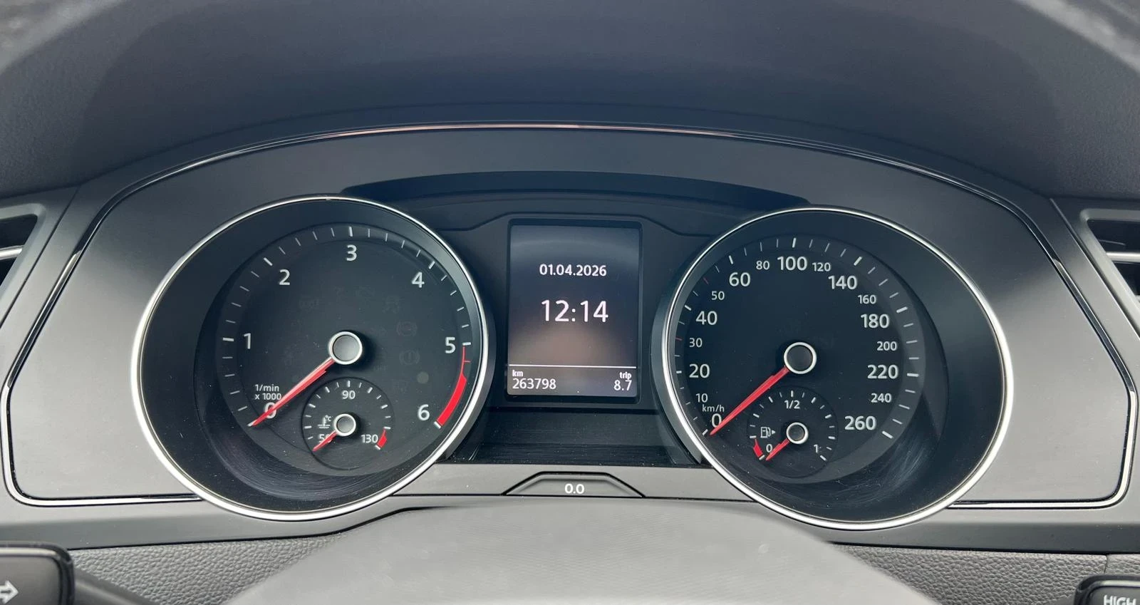 VW Passat 2.0 TDI DSG 150кс., снимка 10 - Автомобили и джипове - 53920110