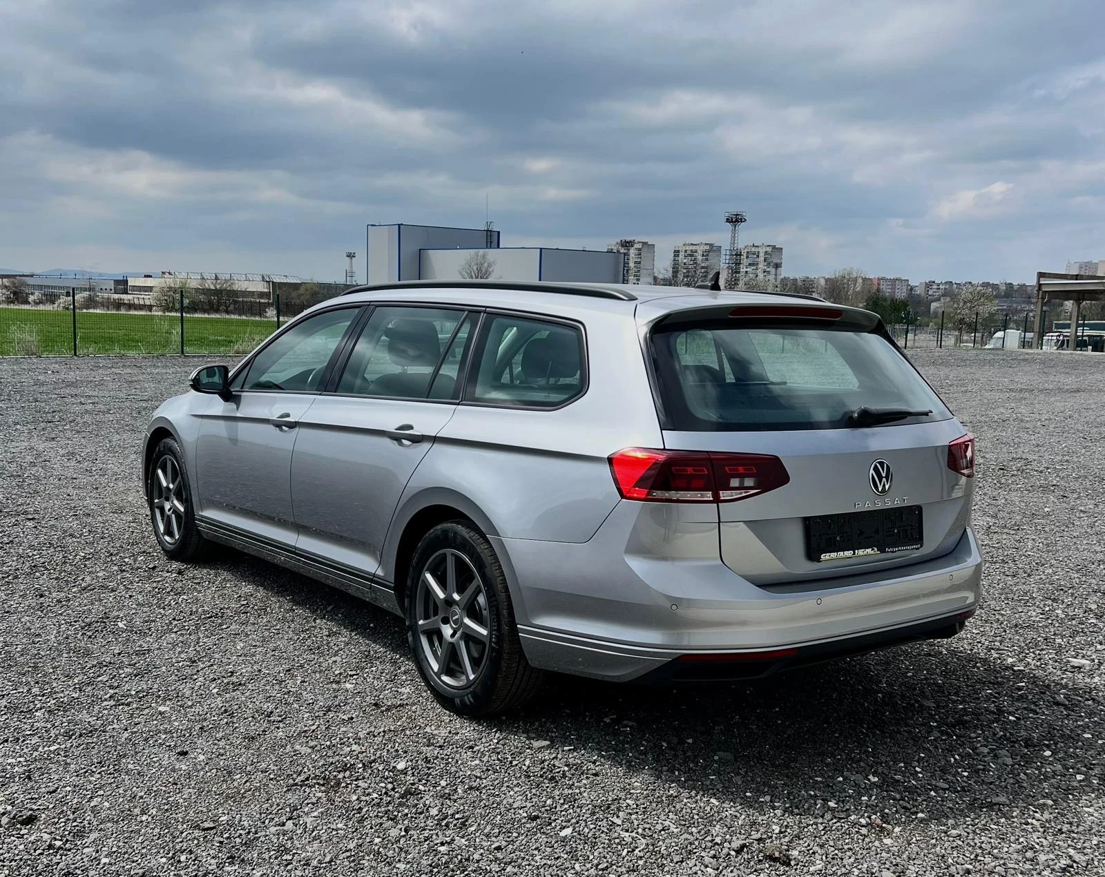 VW Passat 2.0 TDI DSG 150кс., снимка 3 - Автомобили и джипове - 53920110