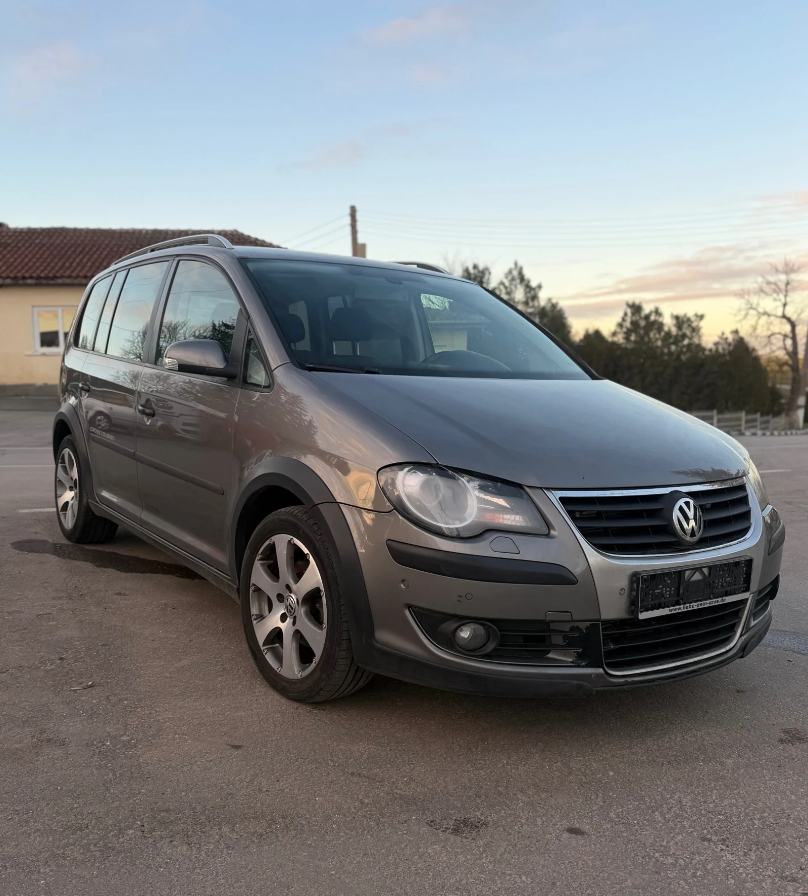 VW Touran Cross - изображение 2