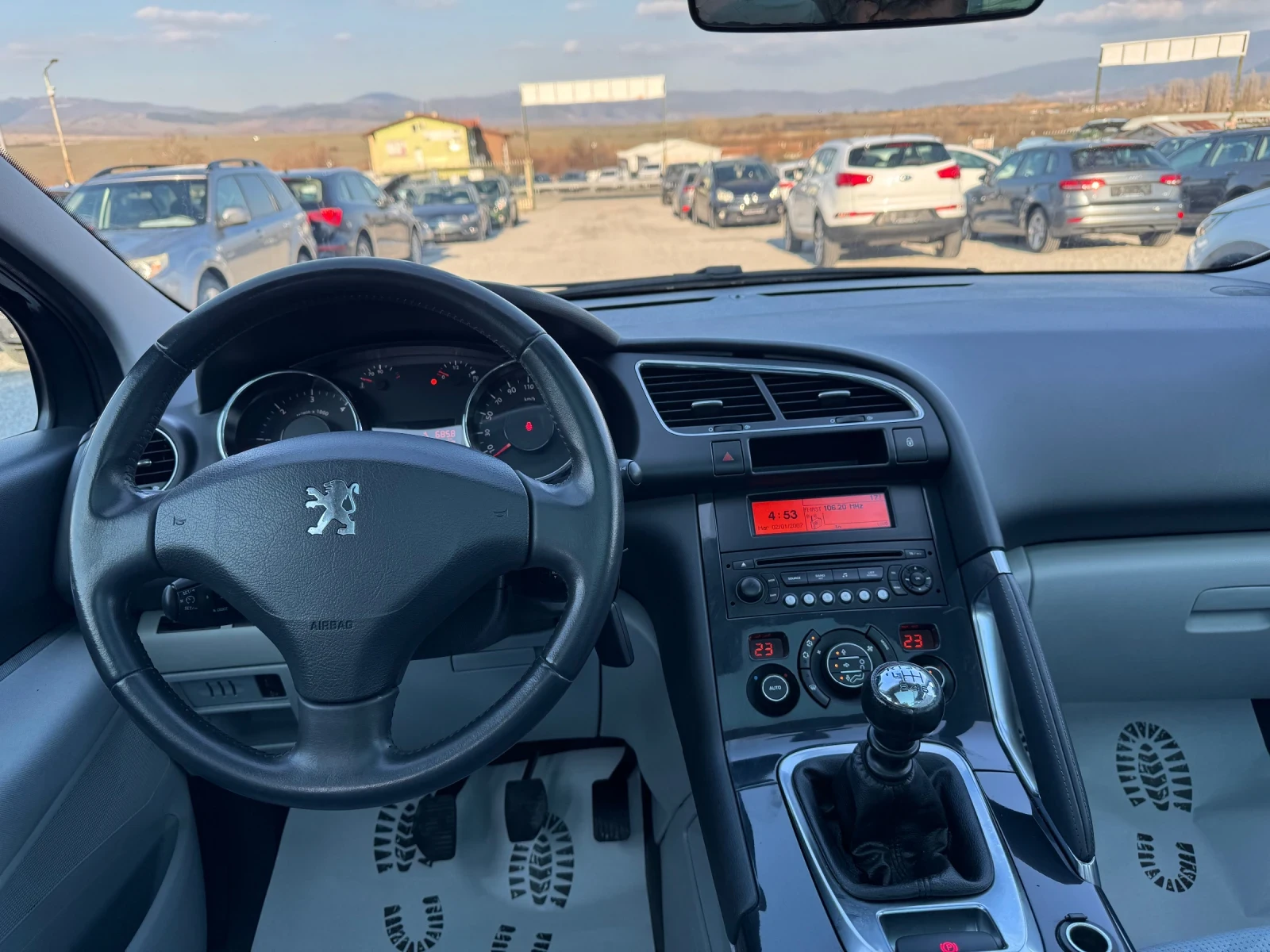 Peugeot 3008 2.0HDI/ПАНОРАМА/РЕАЛНИ КИЛОМТЕРИ/ТОП СЪСТОЯНИЕ, снимка 11 - Автомобили и джипове - 53738804