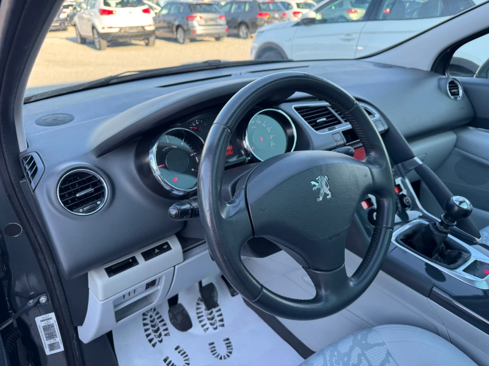 Peugeot 3008 2.0HDI/ПАНОРАМА/РЕАЛНИ КИЛОМТЕРИ/ТОП СЪСТОЯНИЕ, снимка 10 - Автомобили и джипове - 53738804