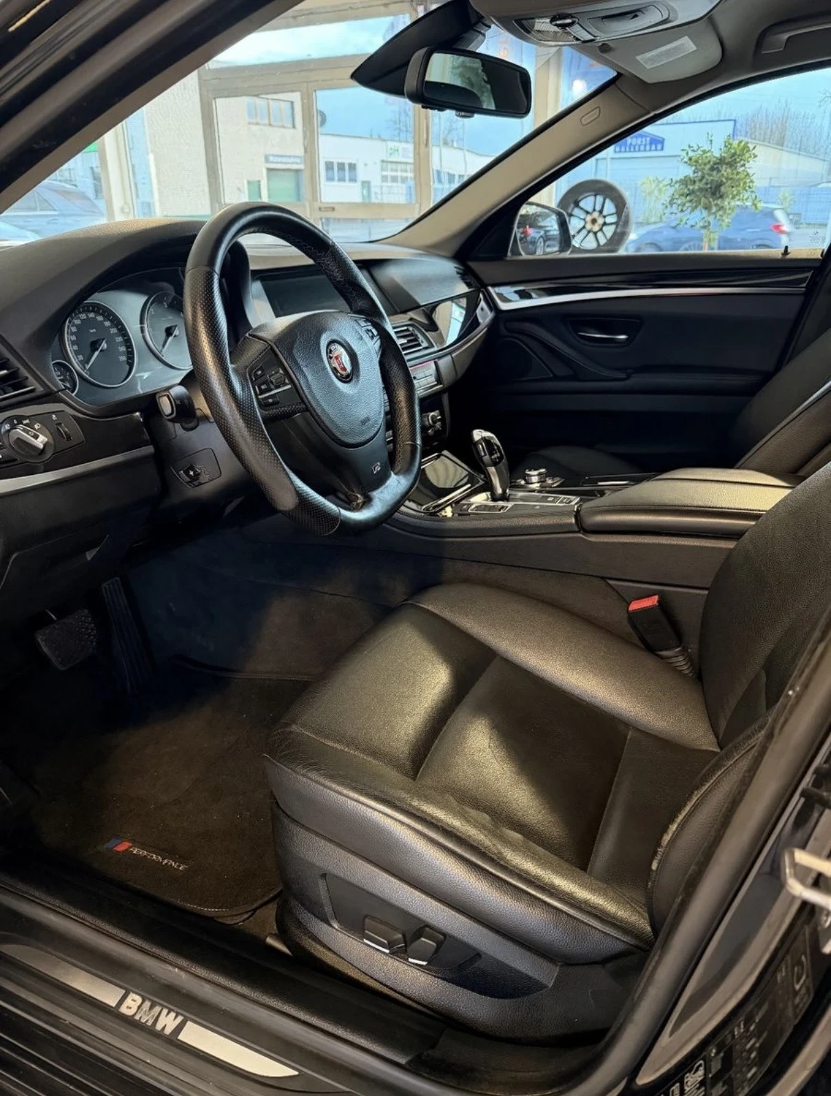 BMW 530 BMW 530D/ALPINE/LED/TOP, снимка 9 - Автомобили и джипове - 53759994