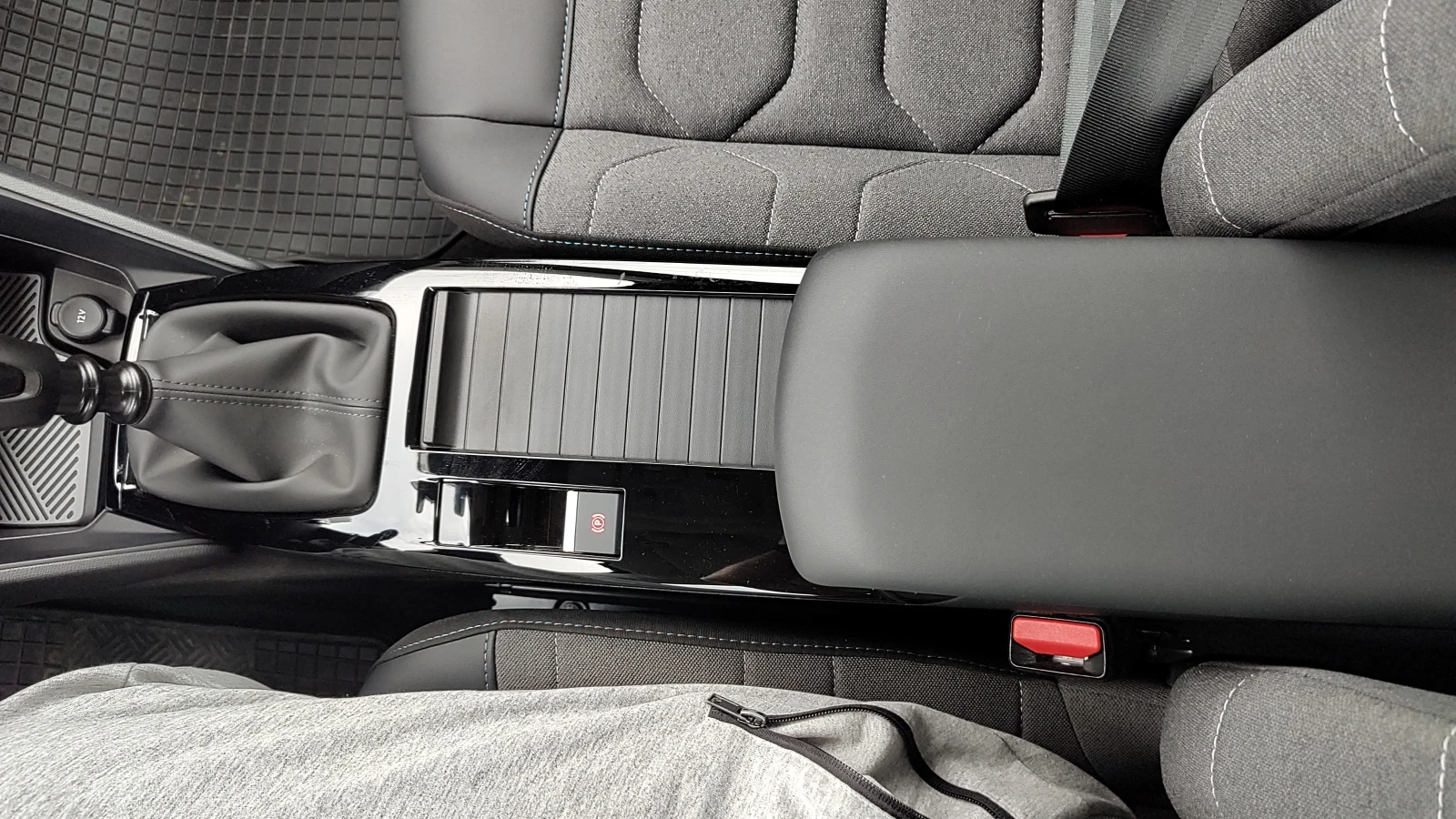 Citroen C4X, снимка 13 - Автомобили и джипове - 54589734