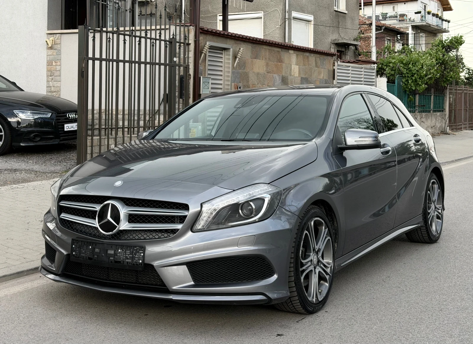 Mercedes-Benz A 250 A250-AMG-4Matic-Distronic-Печка Webasto-ШВЕЙЦАРИЯ, снимка 2 - Автомобили и джипове - 54617765
