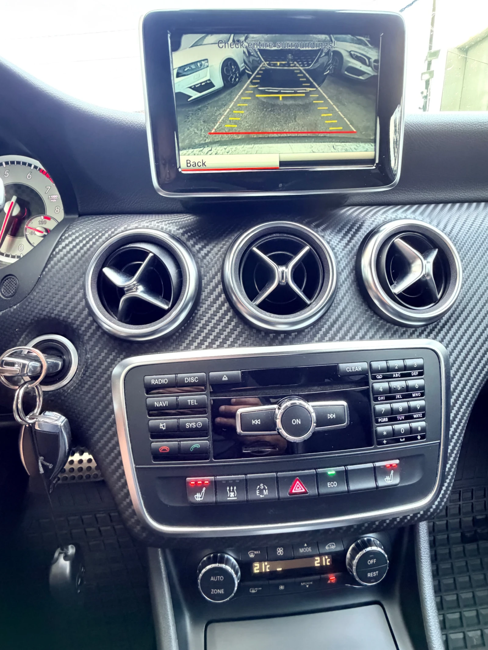 Mercedes-Benz A 250 A250-AMG-4Matic-Distronic-Печка Webasto-ШВЕЙЦАРИЯ, снимка 14 - Автомобили и джипове - 54617765