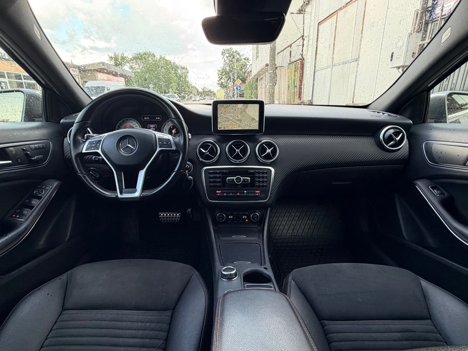 Mercedes-Benz A 250 A250-AMG-4Matic-Distronic-Печка Webasto-ШВЕЙЦАРИЯ, снимка 12 - Автомобили и джипове - 54617765