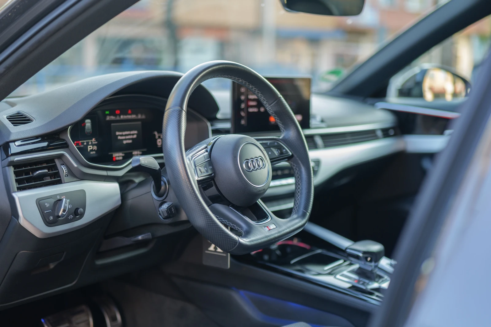 Audi A4 3x S-Line MATRIX PANO, снимка 11 - Автомобили и джипове - 54949210