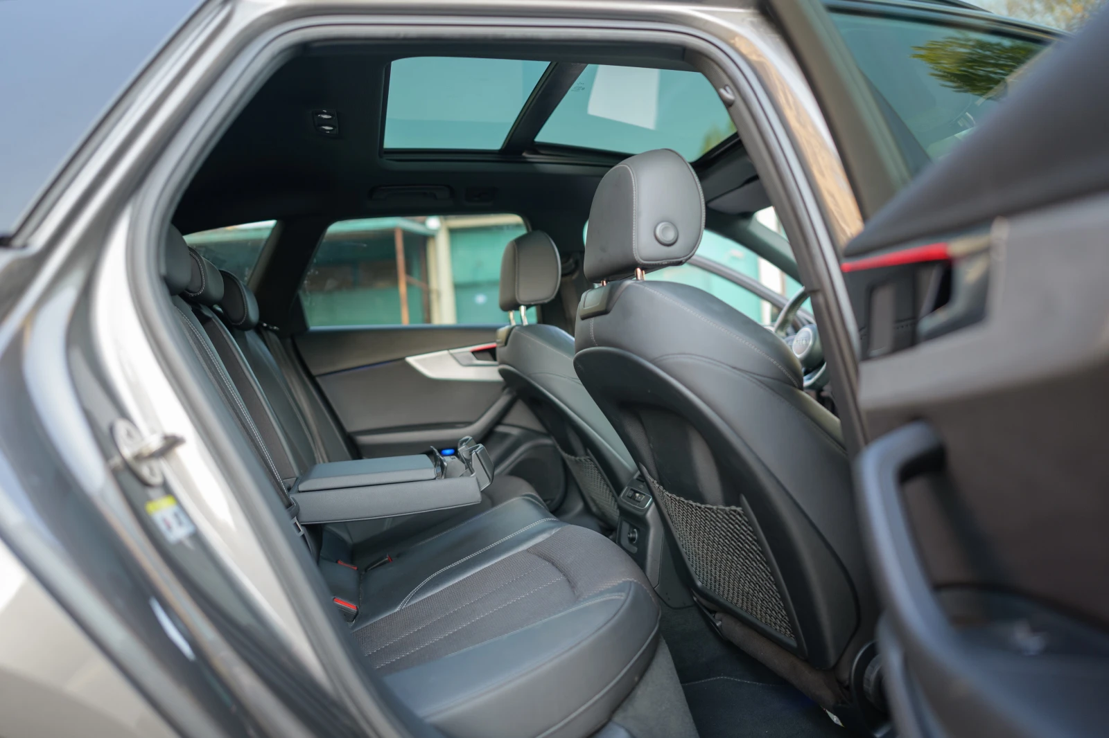 Audi A4 3x S-Line MATRIX PANO, снимка 10 - Автомобили и джипове - 54949210