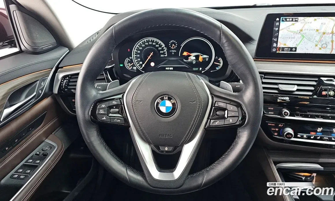 BMW 640 * GRAN* TURISMO* X-DRIVE* DIS* 360* PANO* , снимка 9 - Автомобили и джипове - 54960233
