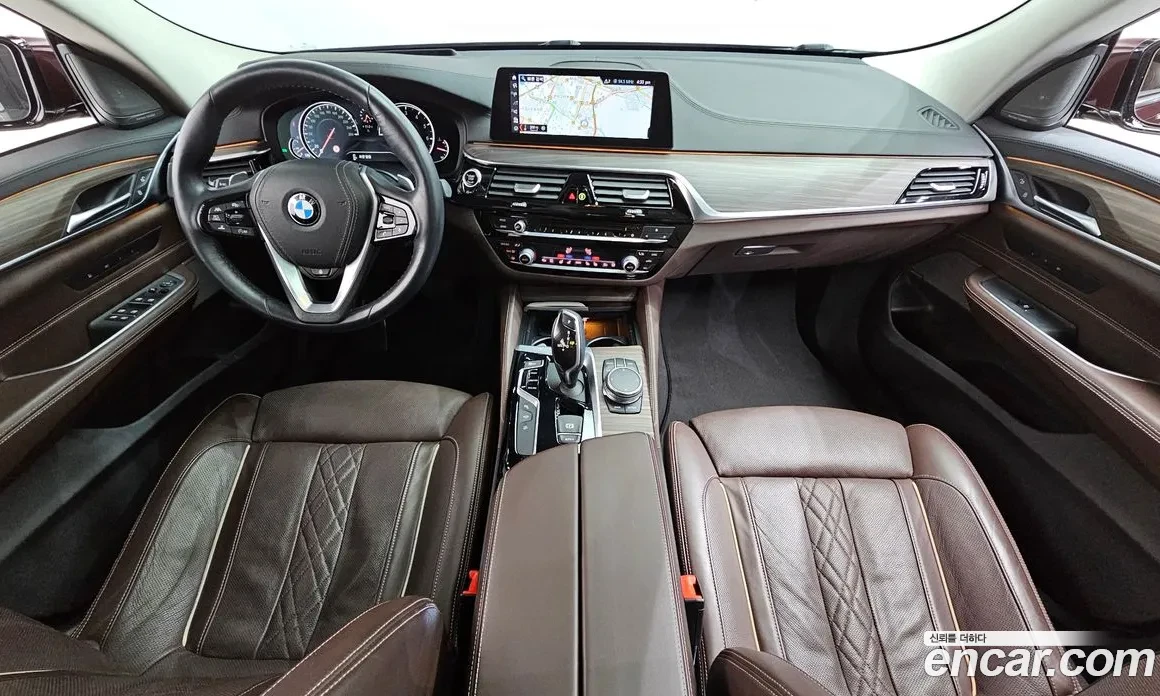 BMW 640 * GRAN* TURISMO* X-DRIVE* DIS* 360* PANO* , снимка 10 - Автомобили и джипове - 54960233