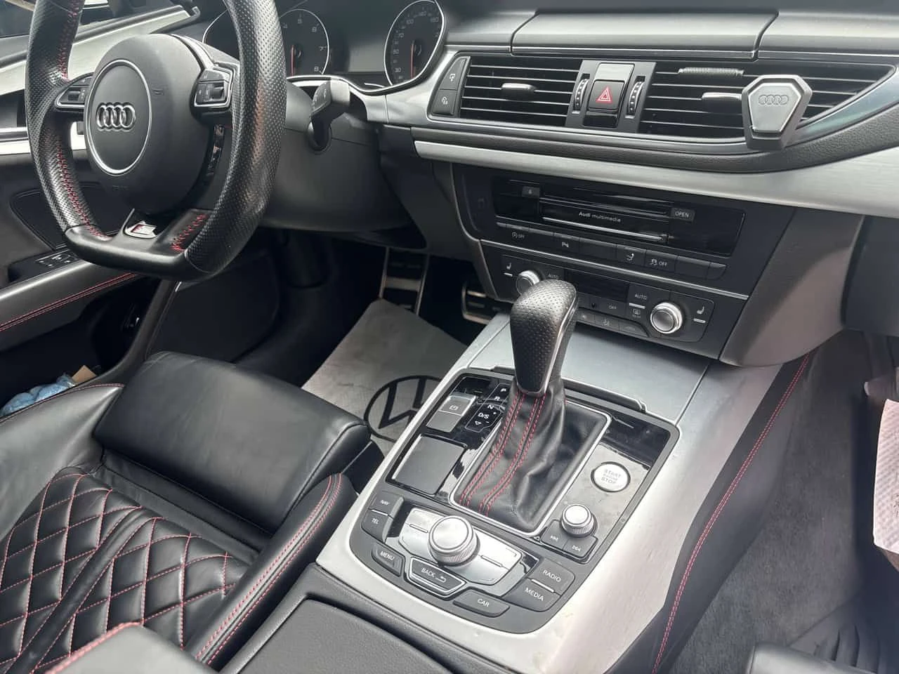Audi A7 3.0T Competition / 360 / DIS / CARFAX / АВТОКРЕДИТ, снимка 17 - Автомобили и джипове - 55590849