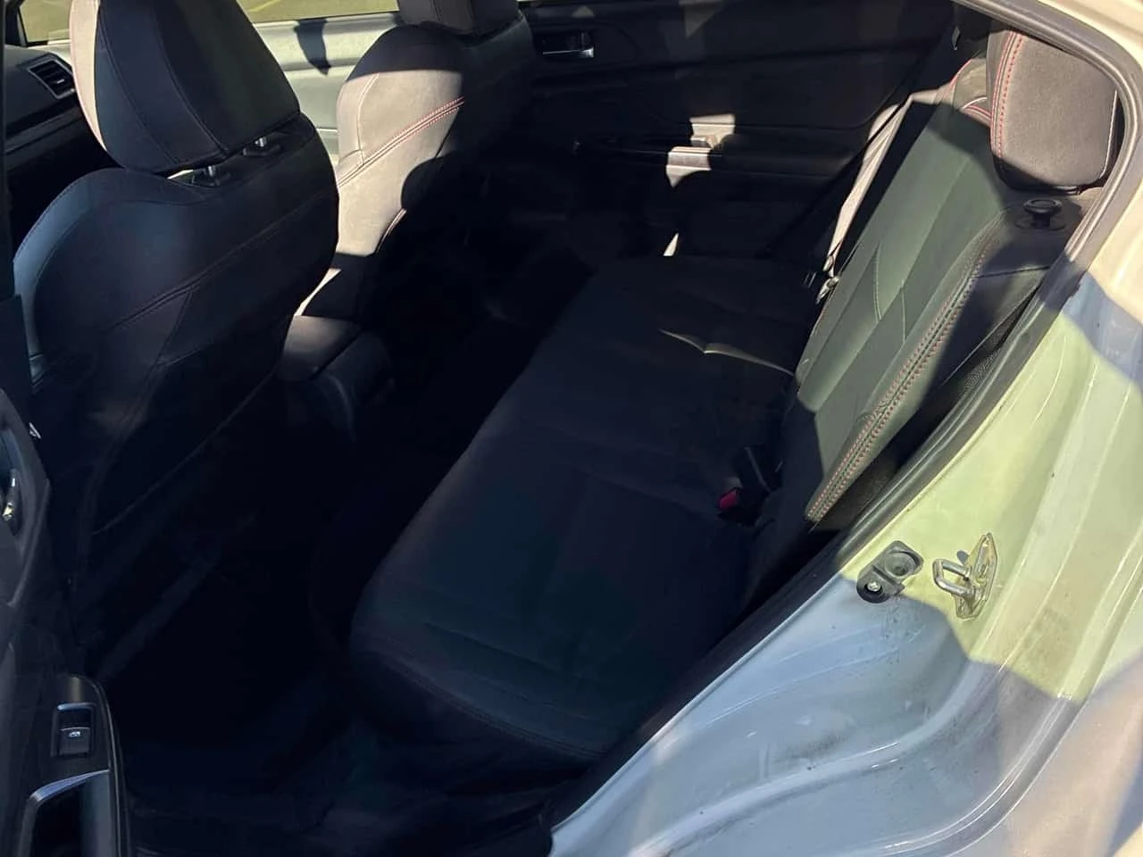 Subaru WRX * Sport tech * CARFAX * ����� �� ����������� | Mobile.bg � ����������� 17