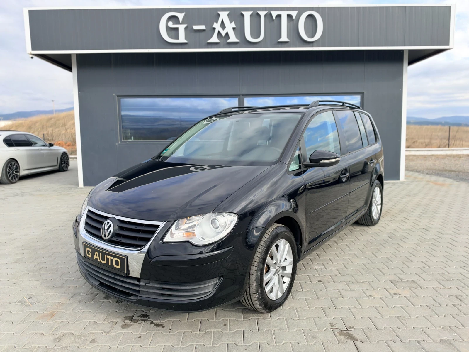 VW Touran 1.9TDI Собствен лизинг!!!