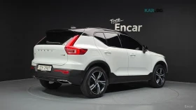 Volvo XC40 T4* R-Design* DISTRONIC* ПОДГРЕВ* КАМЕРА* SUNROOF*, снимка 3