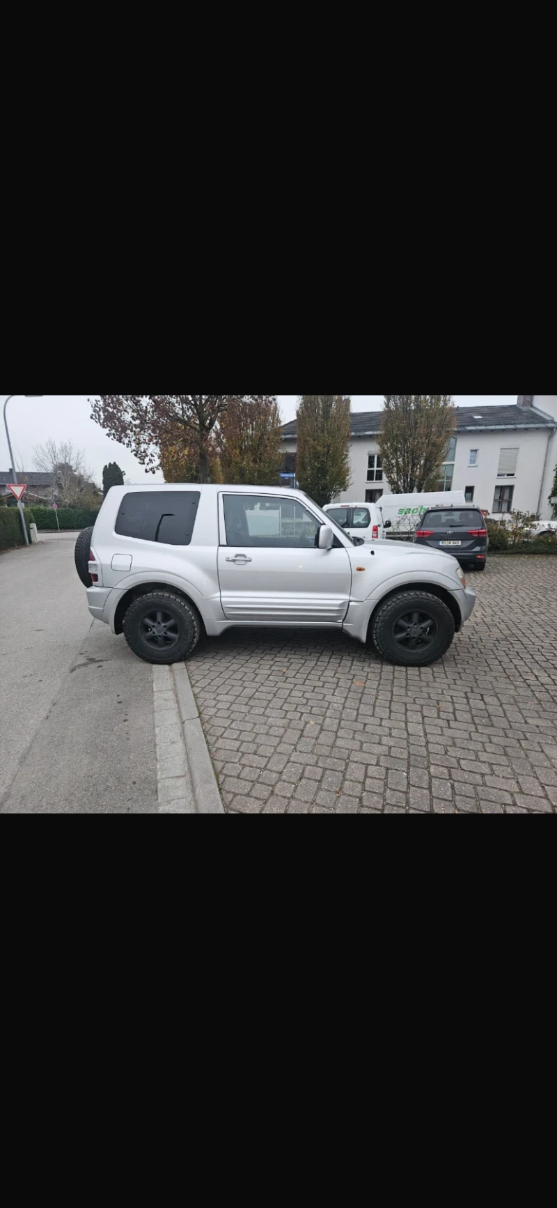 Mitsubishi Pajero Mitsubishi Pajero , снимка 3 - Автомобили и джипове - 48537492