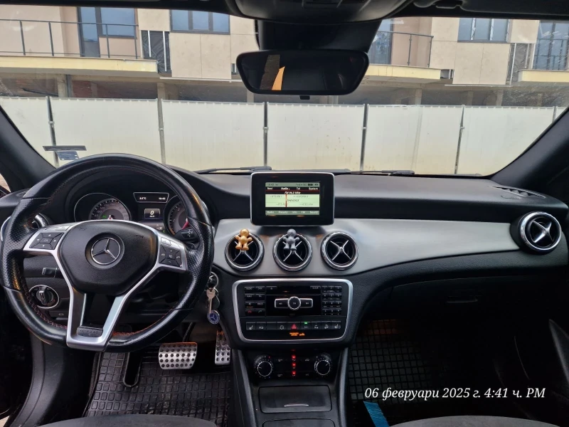 Mercedes-Benz GLA 220, снимка 12 - Автомобили и джипове - 48993233