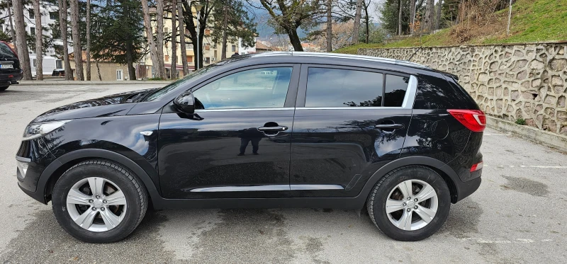 Kia Sportage, снимка 2 - Автомобили и джипове - 52717101