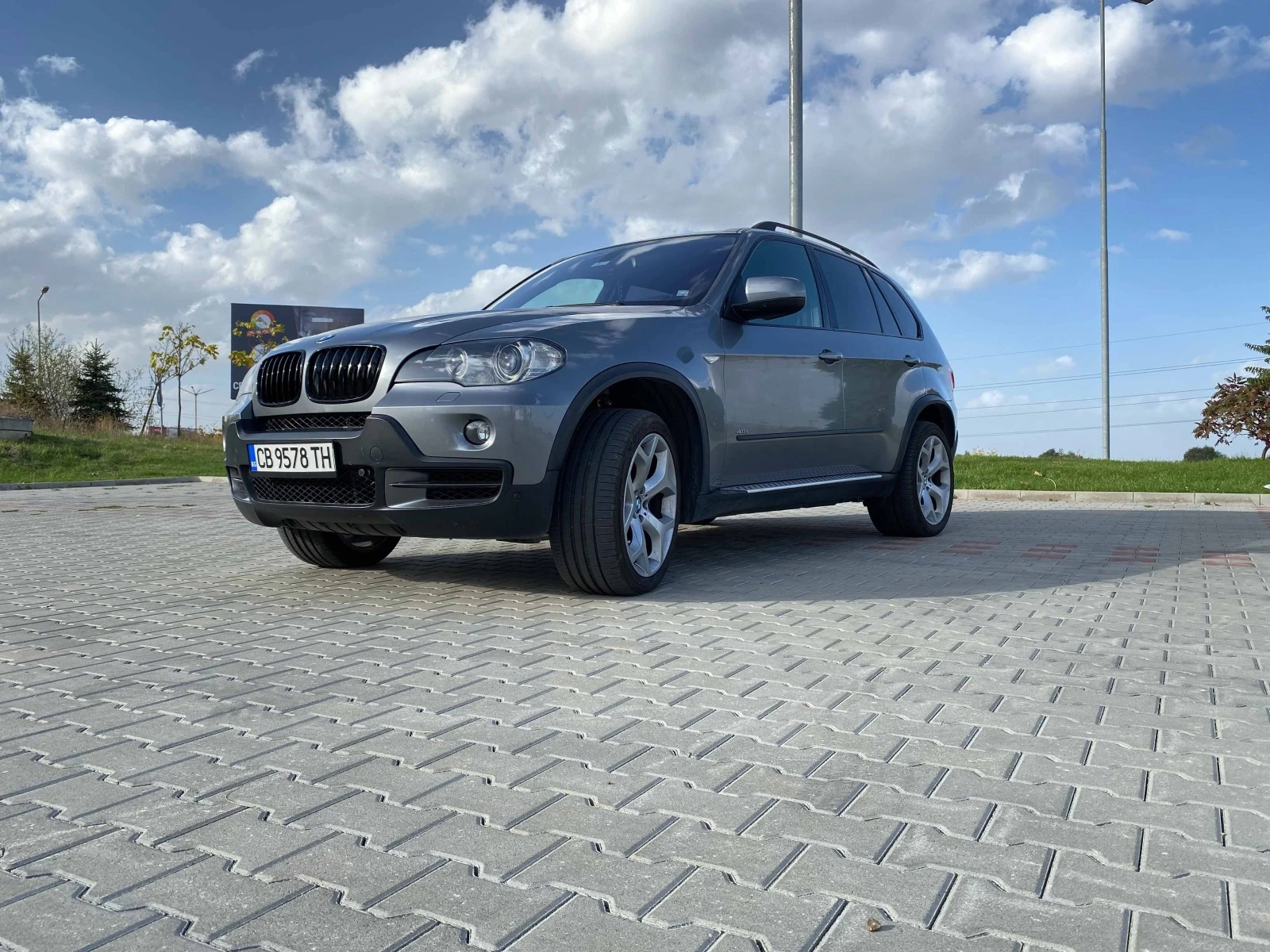 BMW X5 E70 4.8i - изображение 4