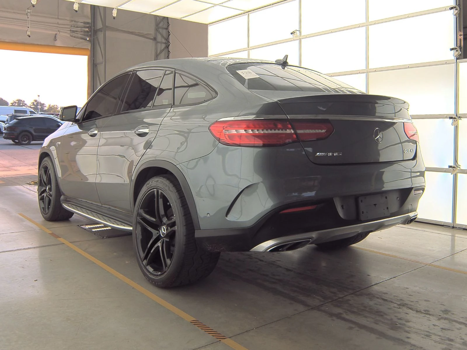 Mercedes-Benz GLE 43 AMG burmester* multibeam led* Parking Assist - изображение 3